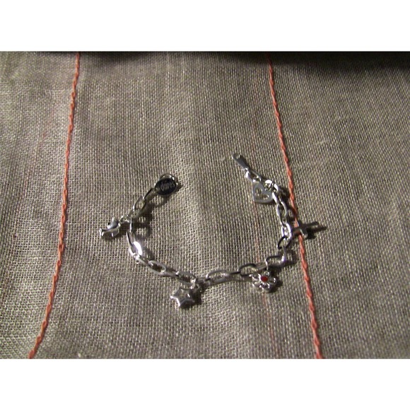 Claire's 6" Charm Bracelet - Dolphin, Daisy, Cross, Start & Heart - Picture 1 of 4
